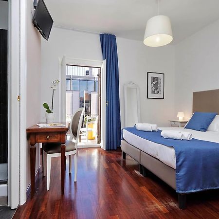 Midnight In Rome Guest House Bagian luar foto