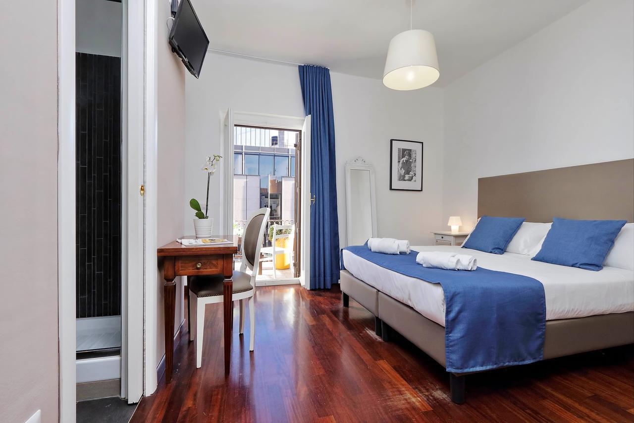 Midnight In Rome Guest House Bagian luar foto