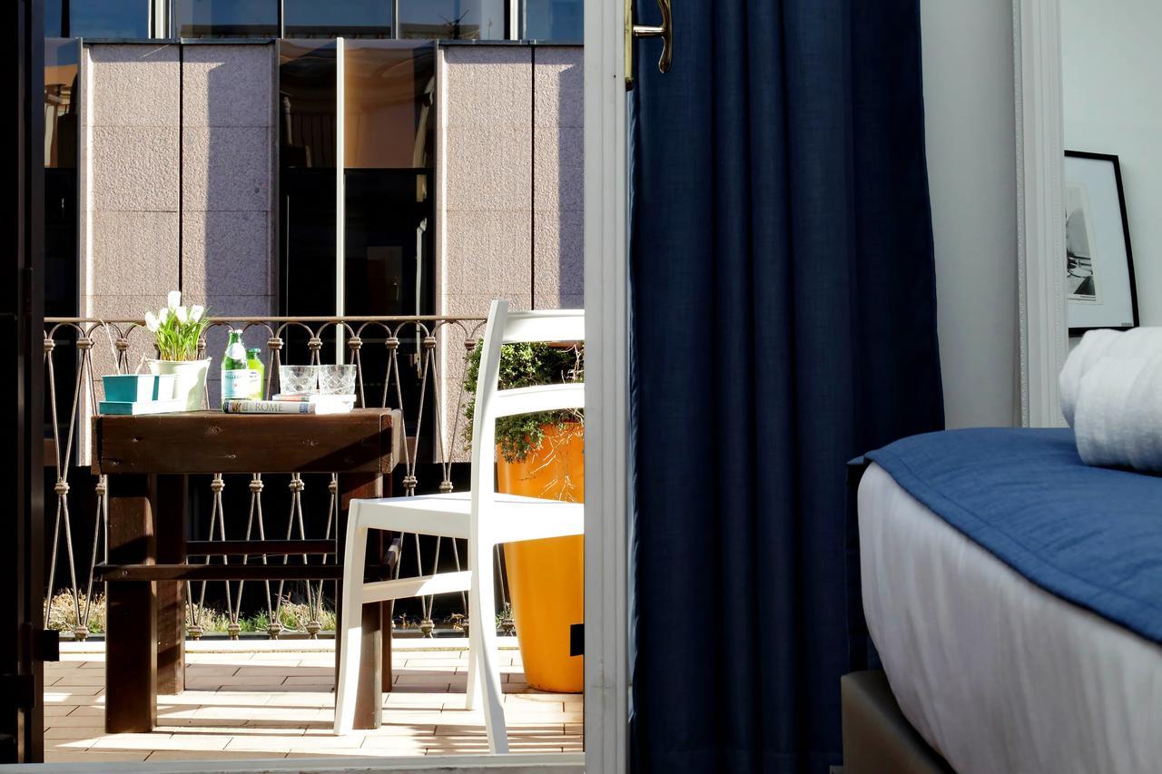 Midnight In Rome Guest House Bagian luar foto